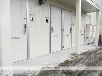 グランモア　Ａ[1LDK/49.05m2]のエントランス