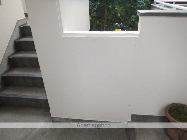 ドミール鷹匠町の玄関写真