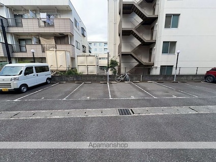 パークテラス八王子[1K/20.52m2]の駐車場