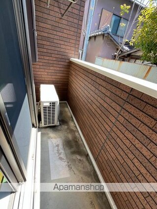 和歌山県和歌山市吹上２丁目[1R/30m2]のバルコニー