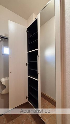 ボンジュルネIIの内装写真