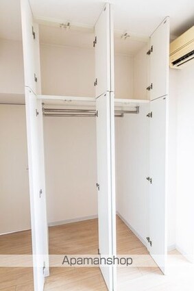 レヴィーガときわ台ｃｒｏｂ[1LDK/39.43m2]の収納