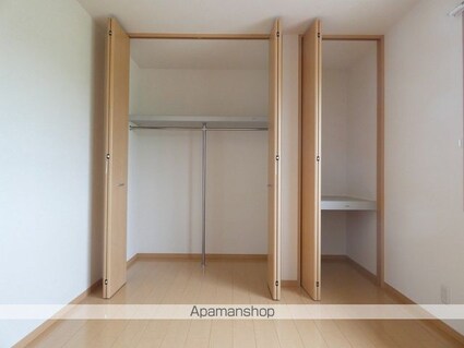 レジデンス城東[2LDK/65.31m2]の収納