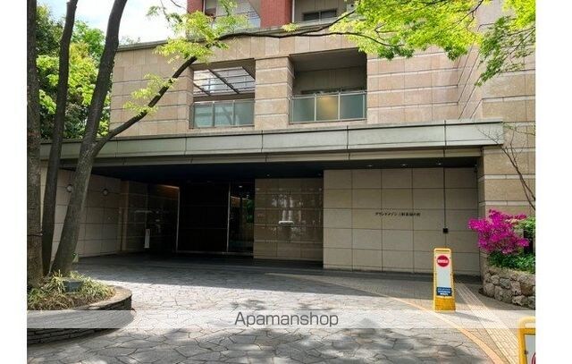 グランドメゾン三軒茶屋の杜[2LDK/75.66m2]の外観2