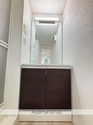 ハーミットクラブハウスサナブルーム生麦の内装写真