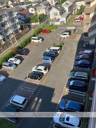 Ｔ’ｓ　ｇａｒｄｅｎ府中[3SLDK/83.51m2]の駐車場
