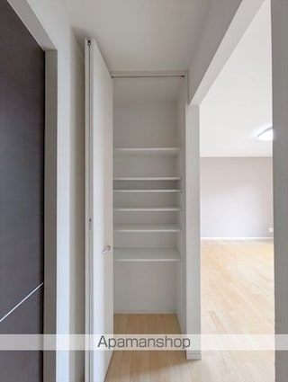 クレイン　Ｂ棟[1LDK/51.19m2]の内装1