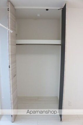 ラ・ヴィータ[1LDK/36.52m2]の収納