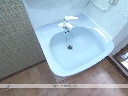 ハイツプリティウッド[2LDK/50.92m2]の洗面所