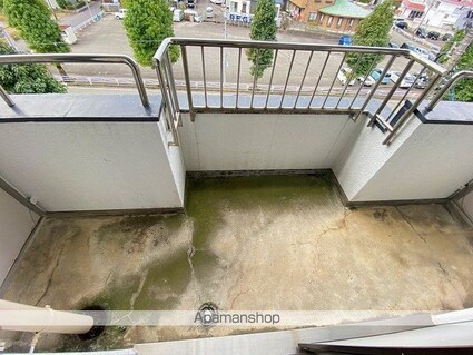 グランドシティ足羽．[1R/20.16m2]のバルコニー