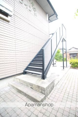 グランベルデウィンの玄関写真