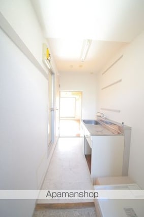 パークサイドかずみ[1R/17.75m2]の玄関