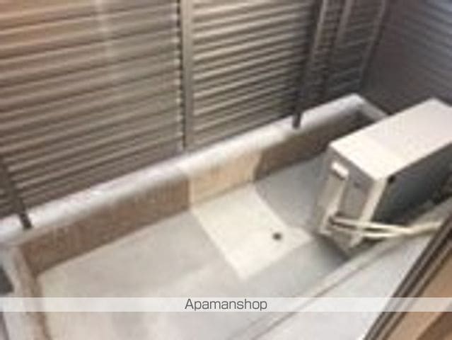 草深 アパートII期工事 南側の内装写真