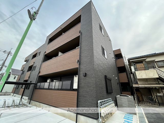 LOUIS APARTMENT 豊中蛍池ウエストの外観写真