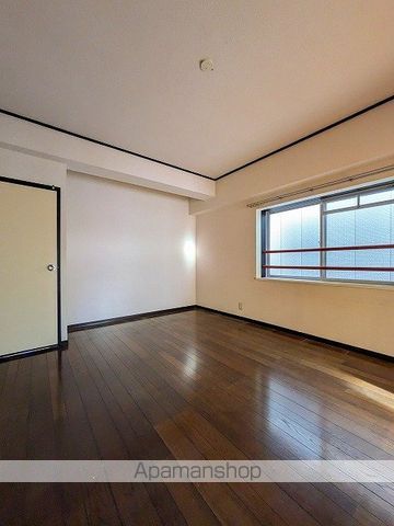 アクシス鷹匠の内装写真