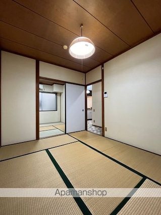晃和ビル[2K/33m2]のリビング・居間