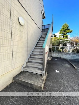 アヴァンツァーレ浦田[1K/24.92m2]のエントランス