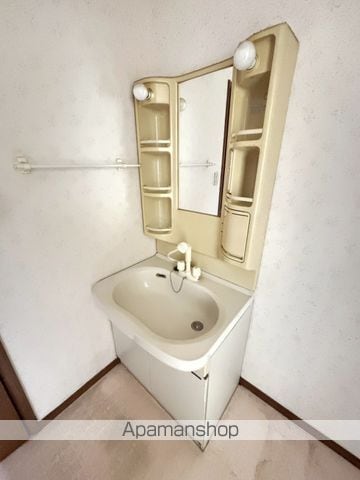 ゴールデンハイツの内装写真