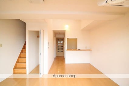 東京都武蔵野市中町３丁目[1K/44.1m2]のリビング・居間