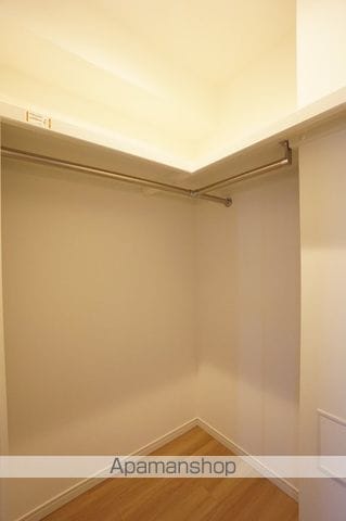 ロイヤルパークスER万代の内装写真