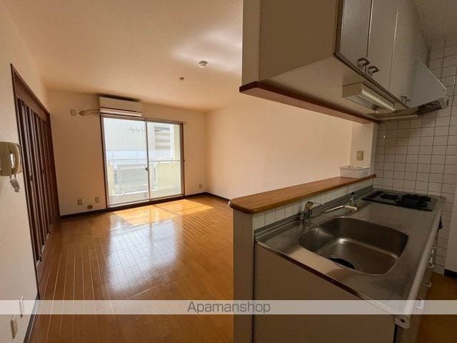 和歌山県和歌山市紀三井寺[3LDK/70.74m2]の内装2