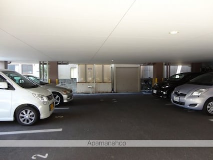 フィットハイム北本町[1R/23.1m2]の駐車場