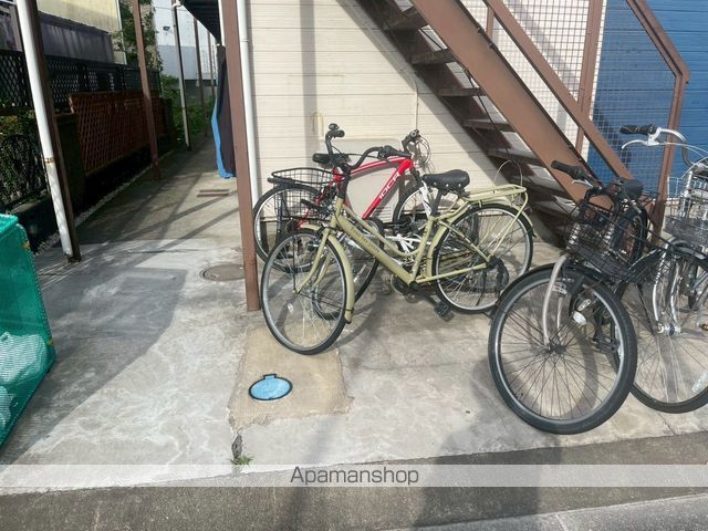 セントネージュ飯山の玄関写真