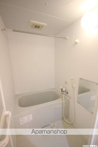 ノイエ・Aの内装写真