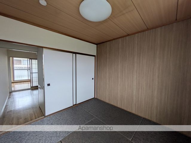 プレジール小﨑の内装写真