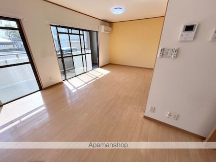 コーポＴＡＭＥＮＡＧＡ[2LDK/60.72m2]のリビング・居間