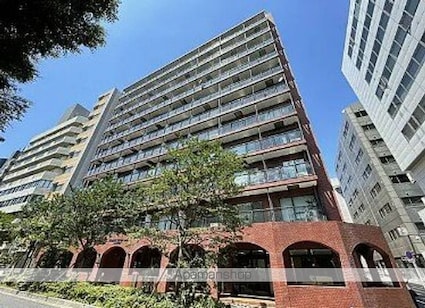 新宿御苑前マンション[1R/22.98m2]の外観2