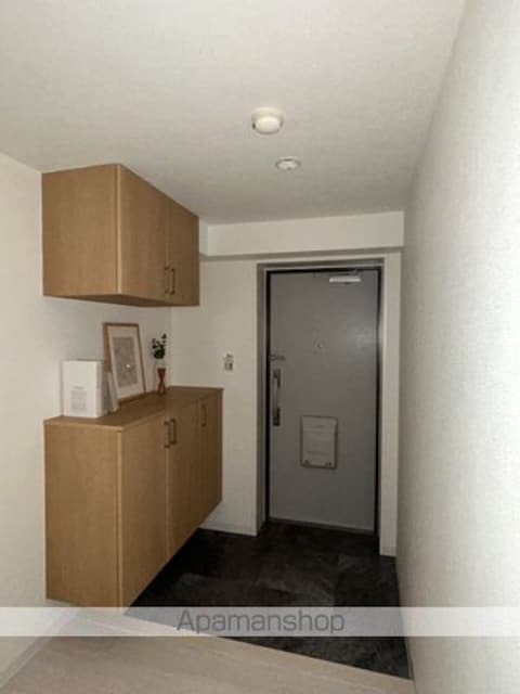 シティパーク津田沼[2LDK/70.74m2]の玄関