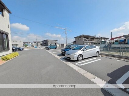 ユーフォリア　Ⅰ[2LDK/58.64m2]の駐車場