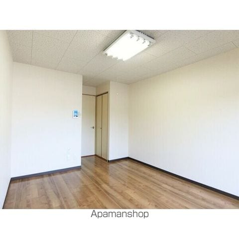 カレッジハイツ春日井の内装写真