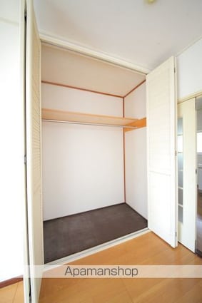 メゾン東中野[2K/40m2]の収納