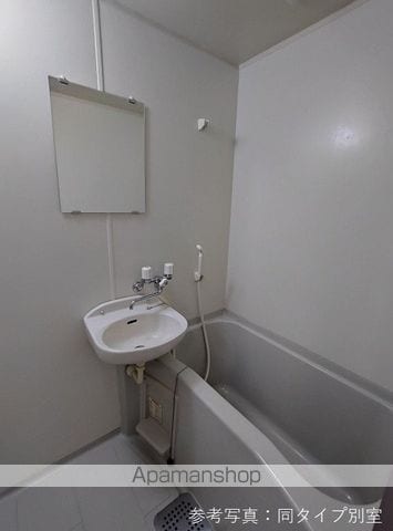 サンシャインタカラIIの内装写真