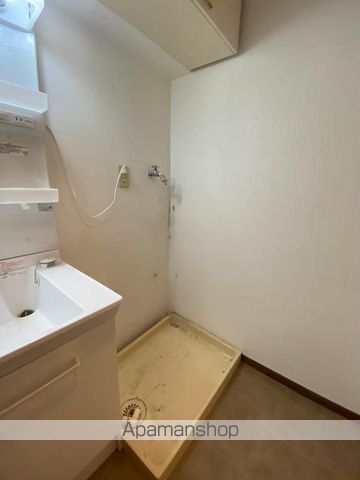 第3ゼルコバマンションの内装写真