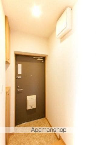 エンブレム5251の内装写真