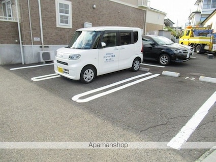 グローリーハウスＢ[1LDK/42.37m2]の駐車場