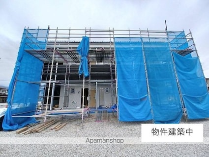 ＤＥ　ＤＯＭＯ　ＧＥＭＩＮＯＳ　２ｎｄ[1K/33m2]の外観1