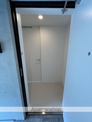 東京都中野区中央３丁目[1DK/27.75m2]の玄関