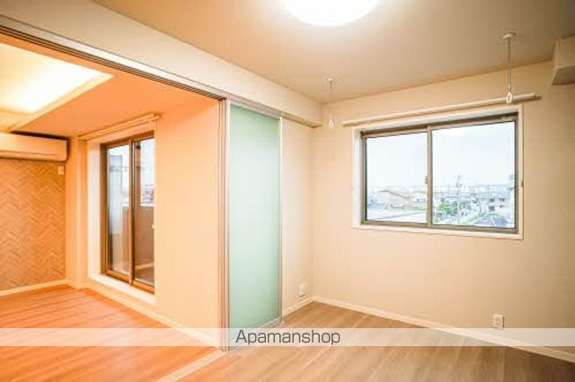 レフィシア堀川小泉の内装写真
