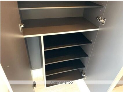 セラヴィ[1LDK/43.21m2]の玄関