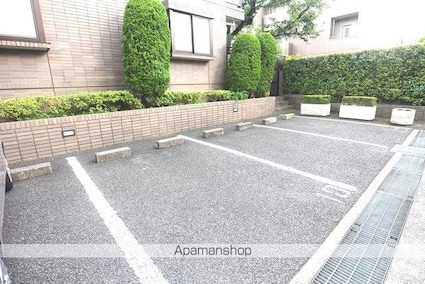 フェニックスコート二子玉川[3LDK/83.06m2]の駐車場