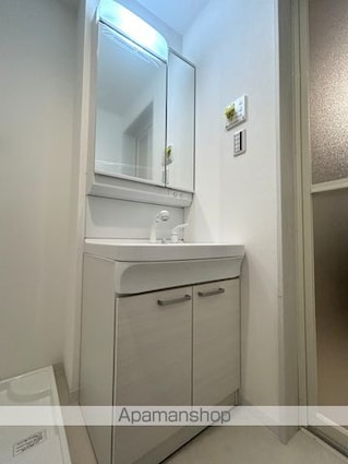 ＡＶＡＮＴＩＯ　ＨＯＮＭＡＣＨＩ[2LDK/45.46m2]の洗面所