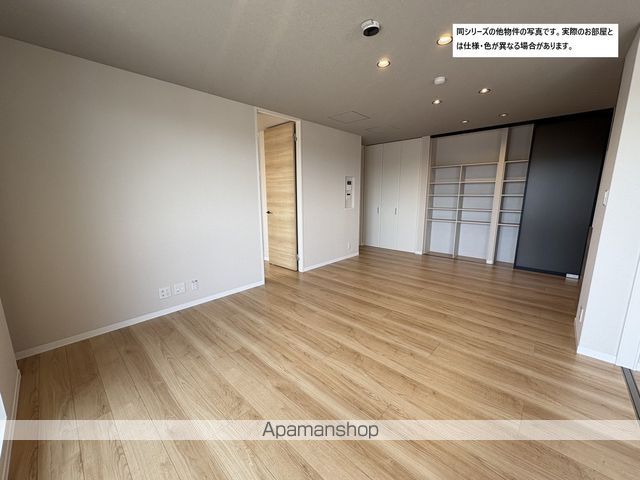 シャーメゾン月見の内装写真