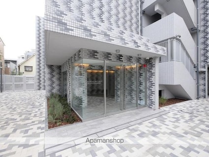 ＴＨＥ　ＰＲＥＭＩＵＭ　ＣＵＢＥ　Ｇ　東中野[2K/25.98m2]のエントランス