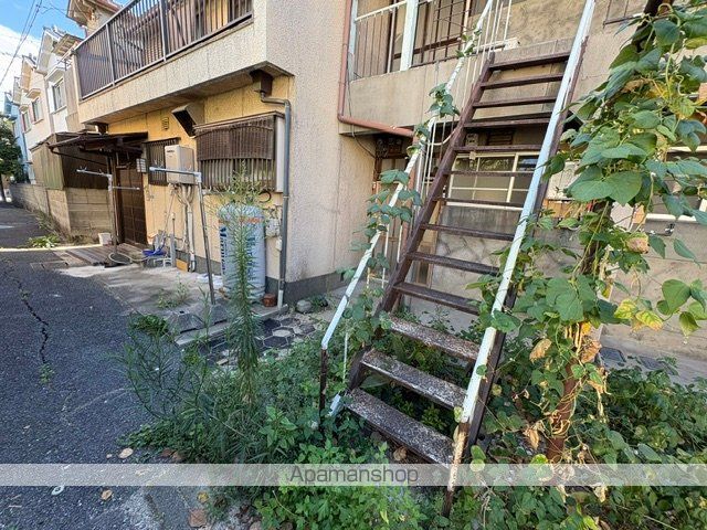 守口市アパートの玄関写真