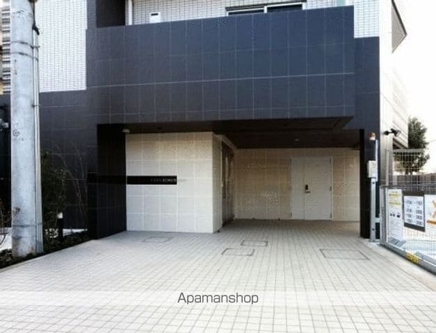 AXAS国分寺の玄関写真