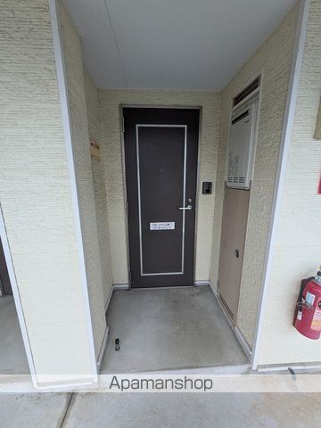 SURPLUS TWOアクアマリンKOSHIBAの玄関写真